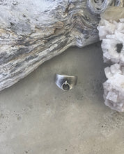Curved Choker Ring