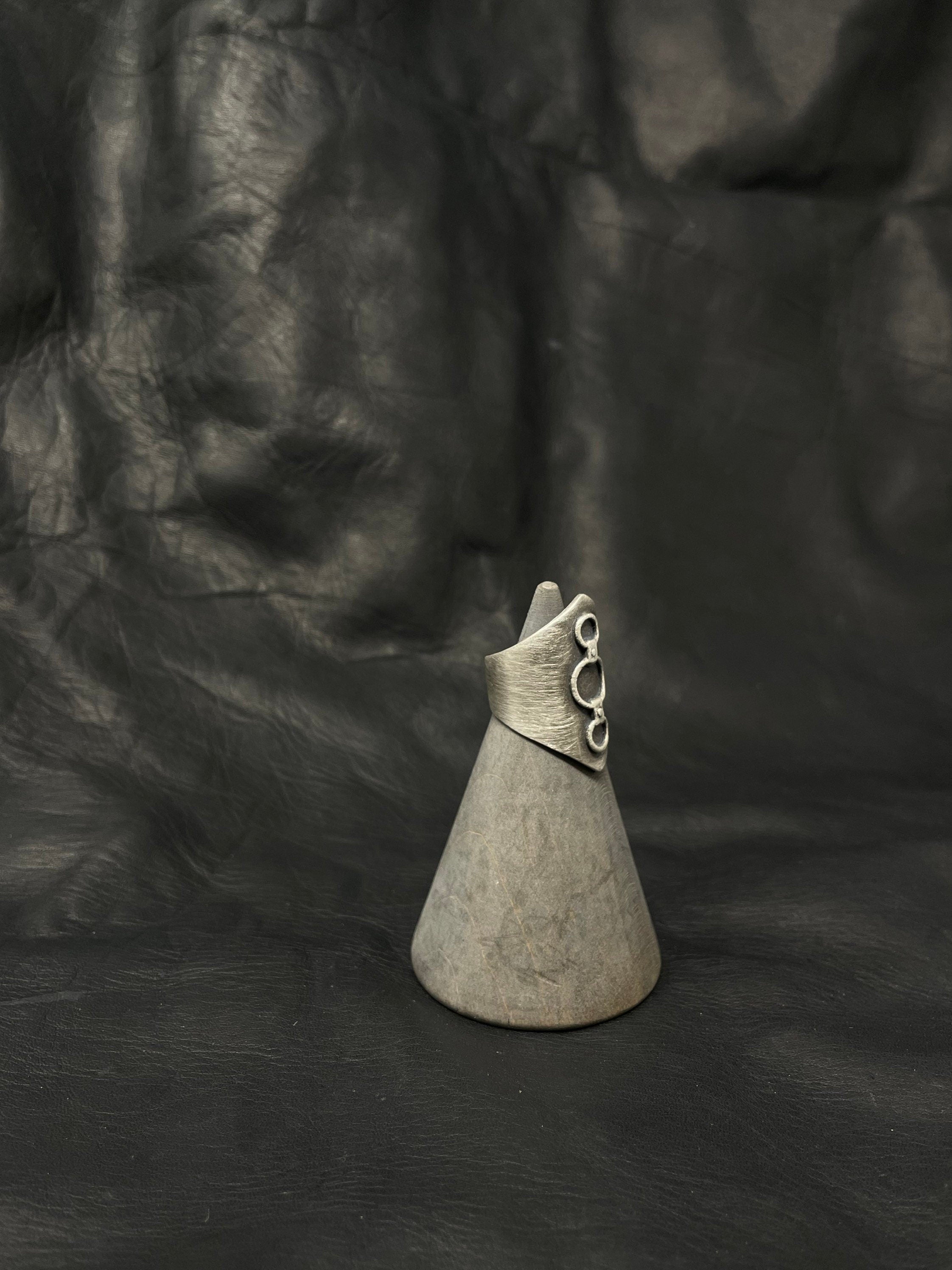Armor Choker Ring